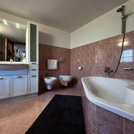 Garden's - Larihome A79 Apartamento