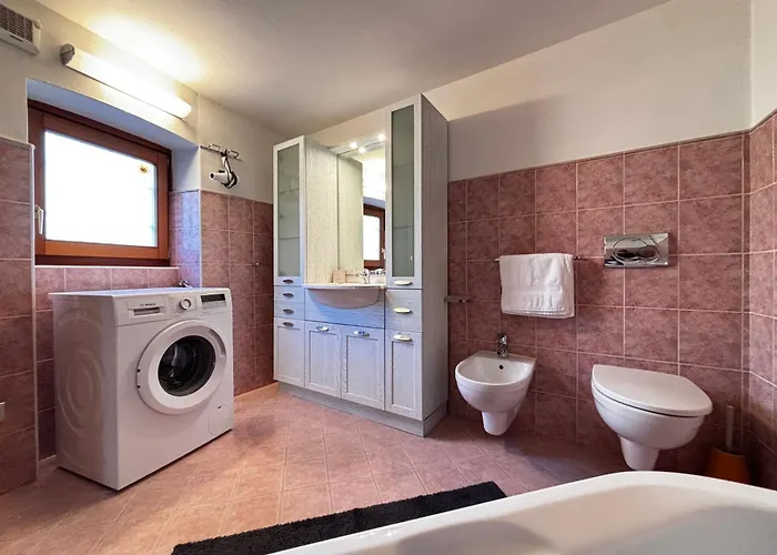 Apartment Garden's - Larihome A79 *