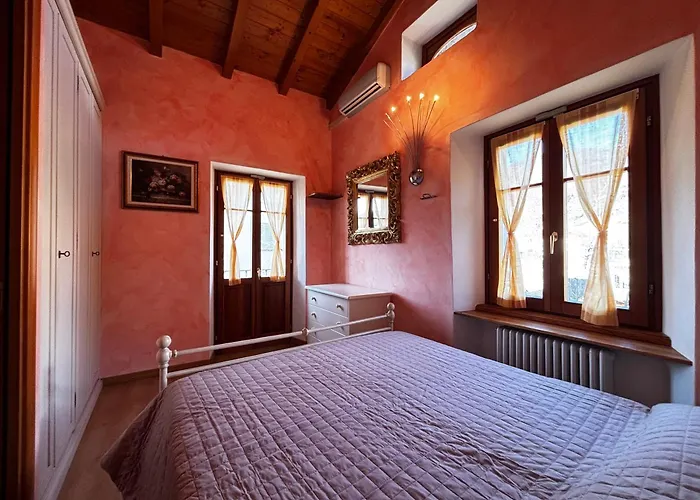 Garden's - Larihome A79 Apartment