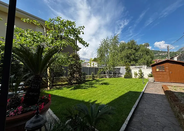 Apartment Garden's - Larihome A79 *